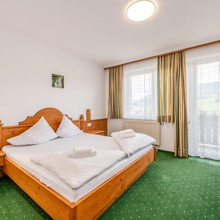 Bed and Breakfast s'Wirtshaus Familie Aigner Grobming Exterior foto