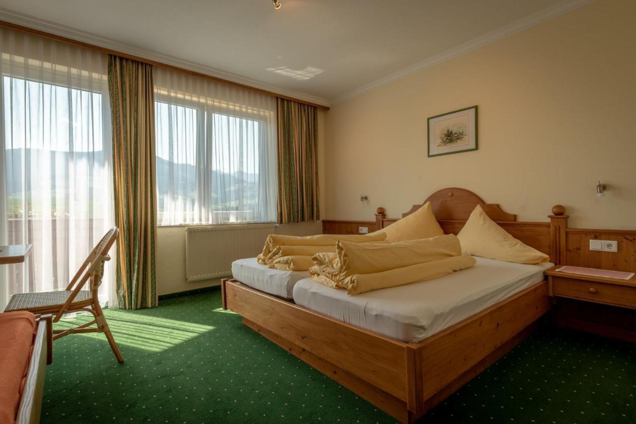 Bed and Breakfast s'Wirtshaus Familie Aigner Grobming Exterior foto