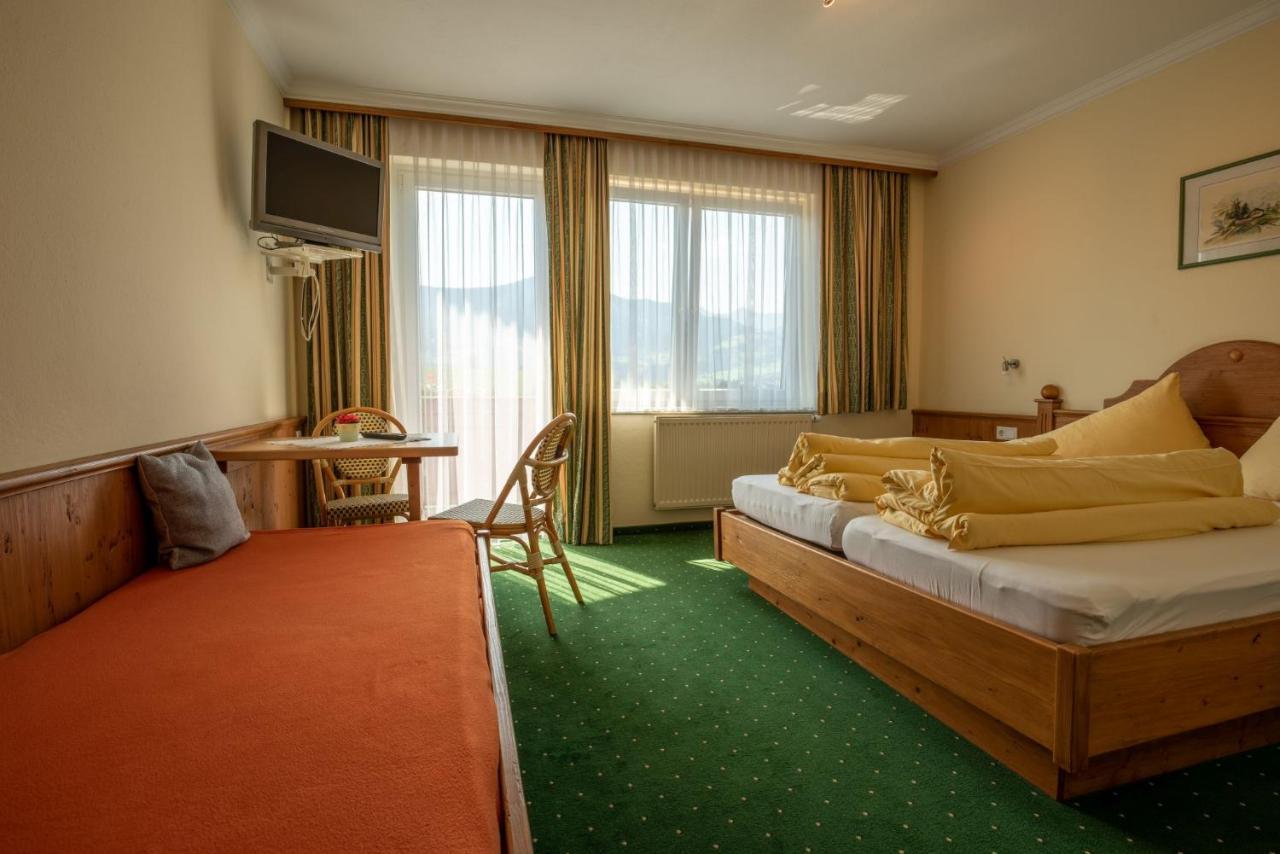 Bed and Breakfast s'Wirtshaus Familie Aigner Grobming Exterior foto