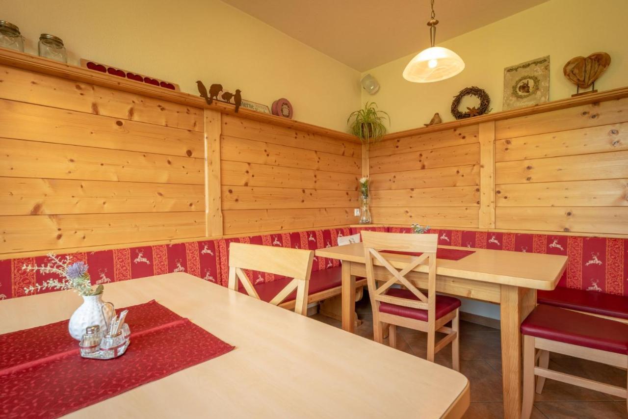 Bed and Breakfast s'Wirtshaus Familie Aigner Grobming Exterior foto